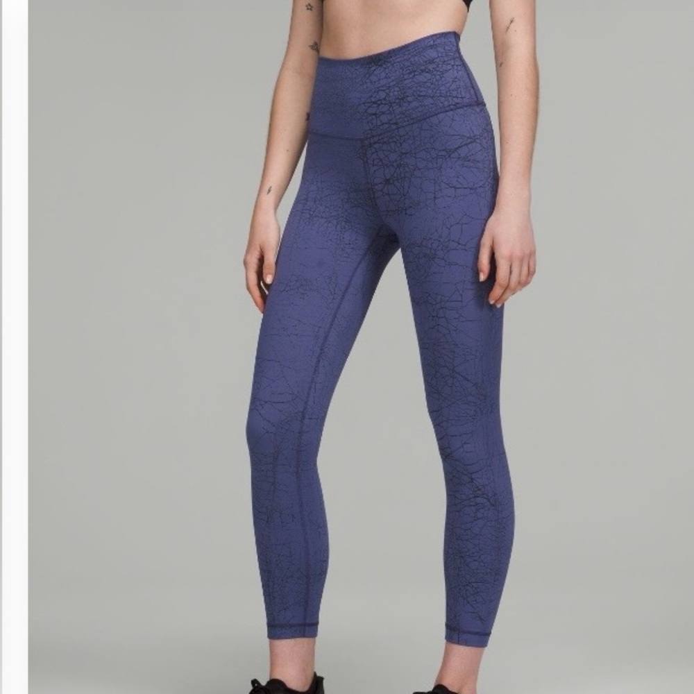 Lululemon 25” Wunder Train High Rise Tight Size 8